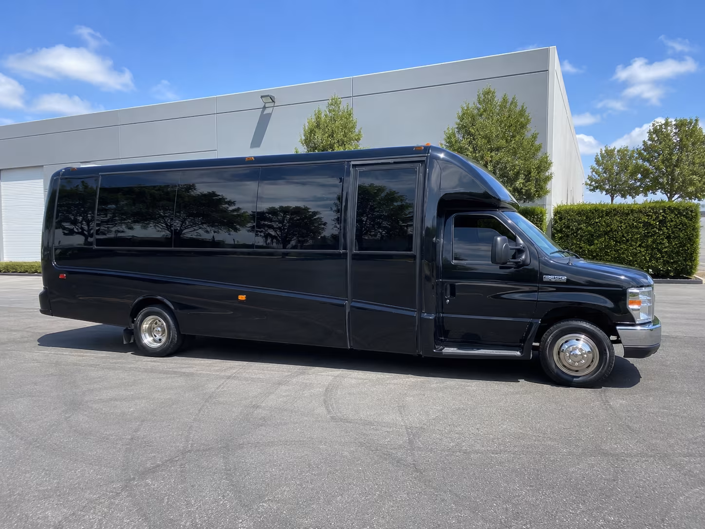 sandy new years eve party bus rental